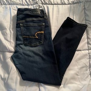 AE skinny jeans 12 short